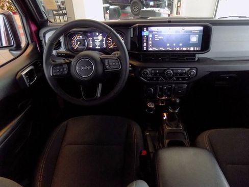 Used 2024 Jeep Gladiator Sport image 16