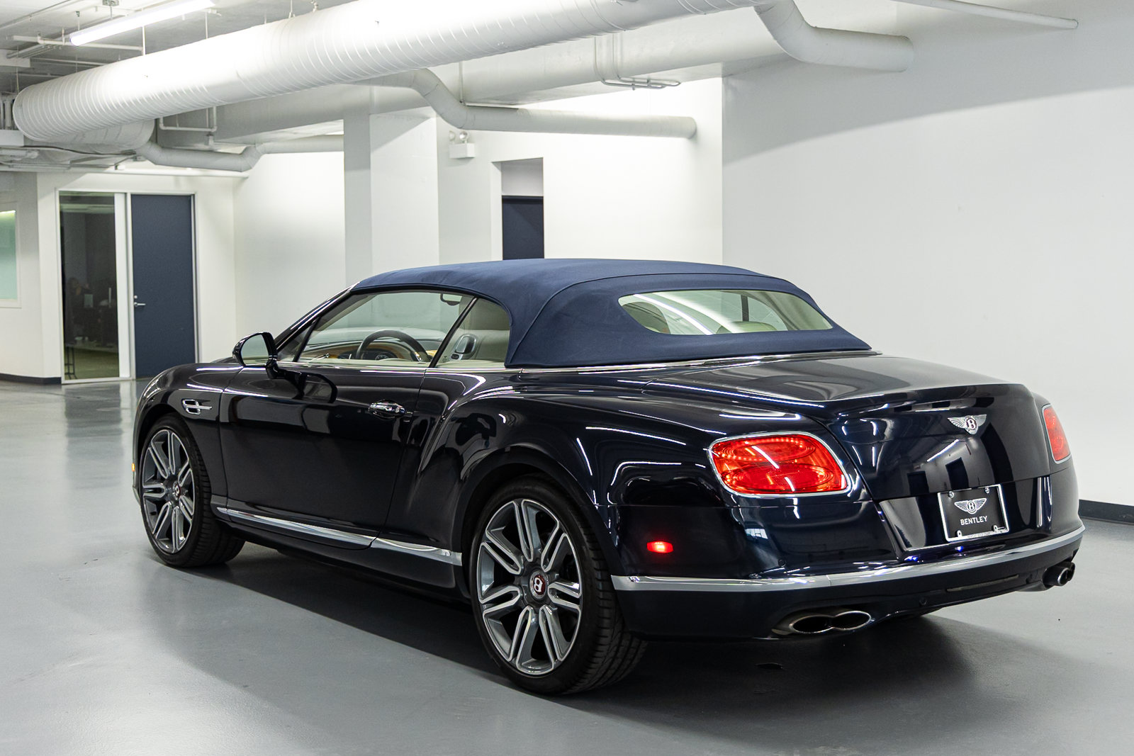 Used 2017 Bentley Continental GT AWD/4WD image 52