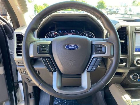 Used 2021 Ford Expedition XLT AWD/4WD image 12