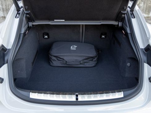 Used 2025 Porsche Taycan 4S image 48