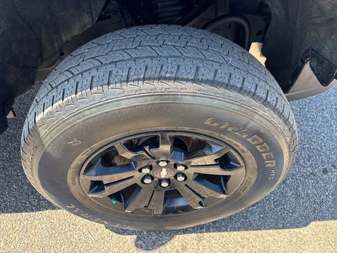 Used 2020 Chevrolet Colorado ZR2 w/ ZR2 Dusk Special Edition AWD/4WD image 42