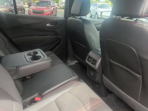 Certified 2024 Chevrolet Equinox RS FWD image 16