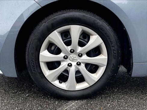 Used 2024 Toyota Corolla LE FWD image 7