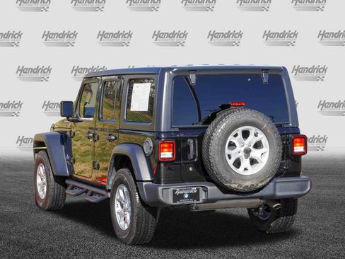 Used 2019 Jeep Wrangler Unlimited Sport S image 6