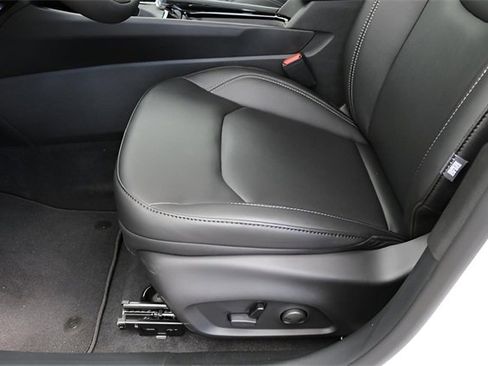 New 2026 Jeep Compass Limited image 12