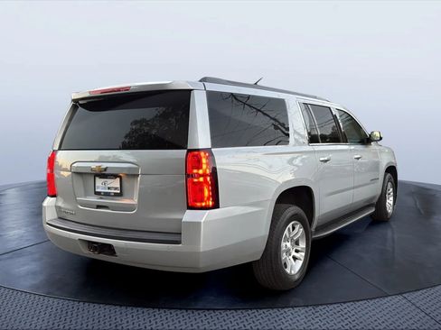 Used 2019 Chevrolet Suburban LT AWD/4WD image 5