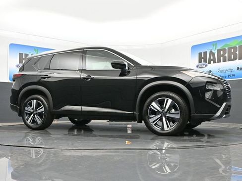 Used 2024 Nissan Rogue SL w/ SL Premium Package image 27