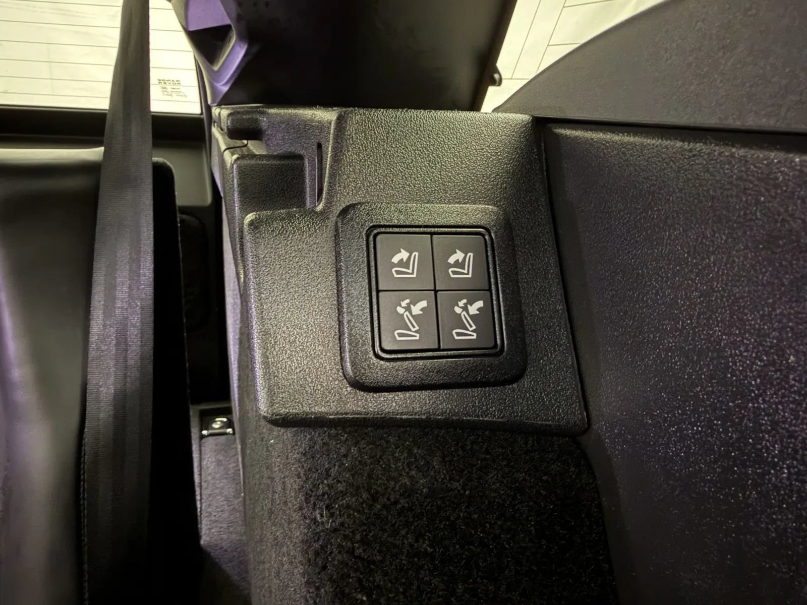 Used 2019 Land Rover Range Rover Sport HSE AWD/4WD image 41