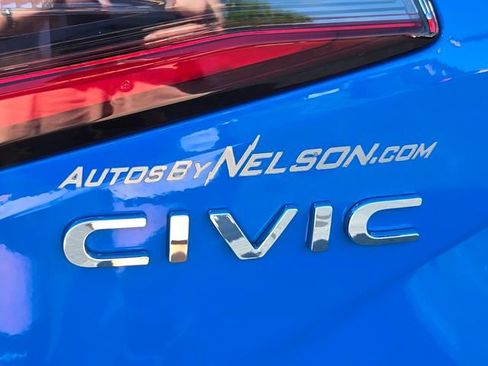 Used 2023 Honda Civic Sport image 18