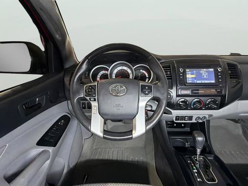 Used 2015 Toyota Tacoma 4x4 Double Cab image 16