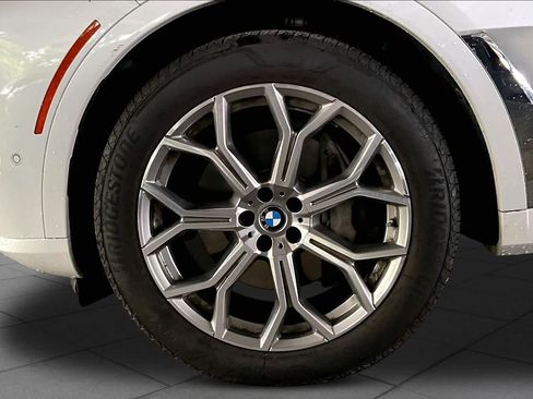 Certified 2026 BMW X7 xDrive40i AWD/4WD image 10