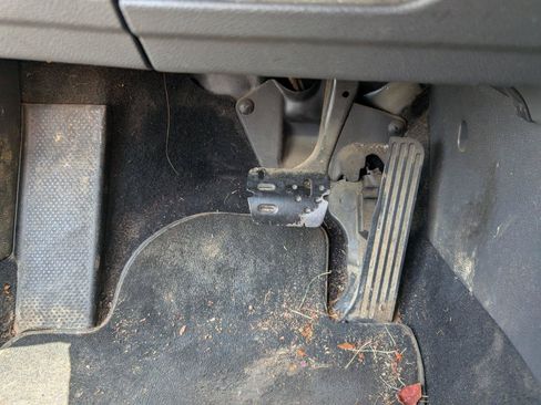 Used 2009 Volkswagen Jetta S FWD image 24