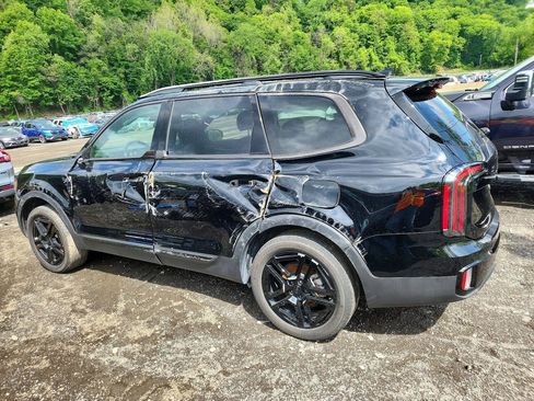 Used 2025 Kia Telluride EX X-Line AWD/4WD image 3