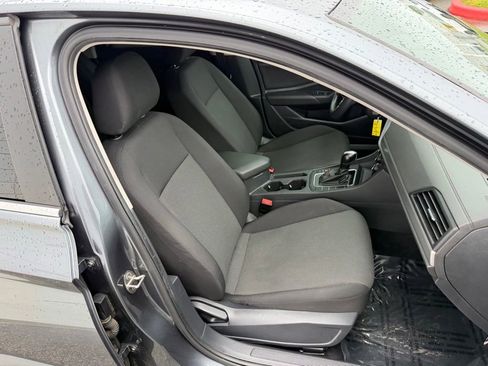 Used 2020 Volkswagen Jetta S image 19