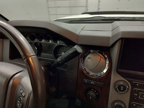 Used 2016 Ford F250 Lariat w/ Lariat Ultimate Package image 24