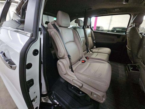 Used 2024 Honda Odyssey Touring image 14