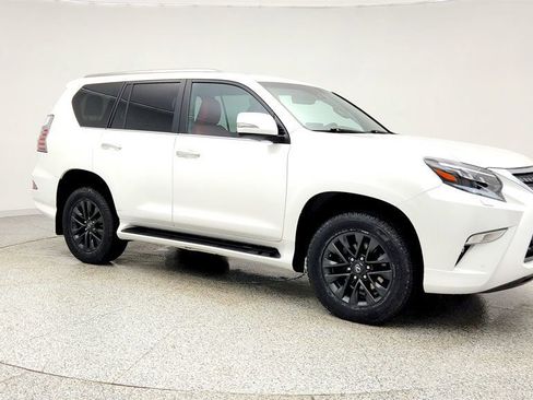 Used 2023 Lexus GX 460 Premium w/ Premium Package image 3