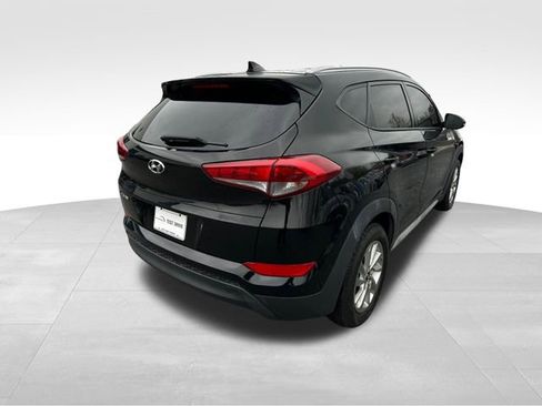 Used 2017 Hyundai Tucson SE Plus w/ Cargo Package image 5