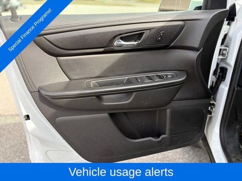 Used 2017 Chevrolet Traverse LT w/ Style and Technology Package image 11