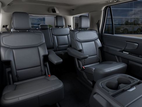 New 2027 Ford Expedition Active AWD/4WD image 11