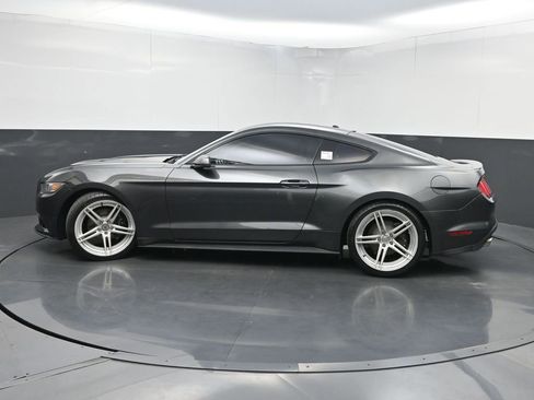 Used 2016 Ford Mustang Premium RWD image 38