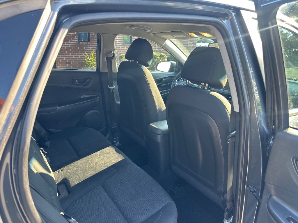 Used 2022 Hyundai Kona SEL FWD image 20