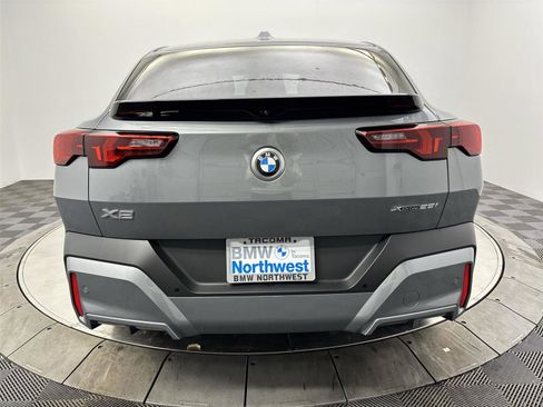 Used 2025 BMW X2 xDrive28i w/ Technology Package image 15