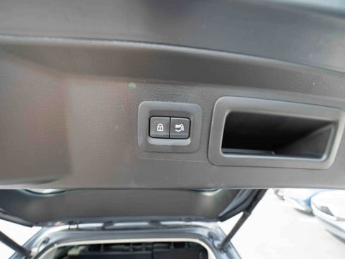 Used 2025 MAZDA CX-50 AWD 2.5 S w/ Premium Package image 29
