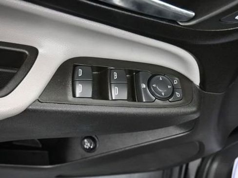 Used 2024 Chevrolet Equinox LT image 12