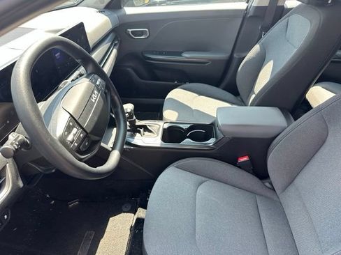 Used 2025 Kia K4 FWD image 14