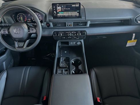 New 2025 Honda Pilot TrailSport image 10