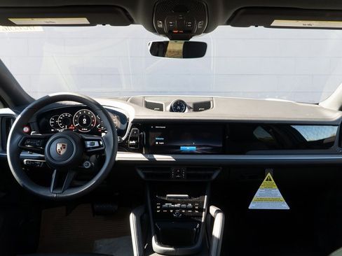 New 2026 Porsche Cayenne Coupe image 21