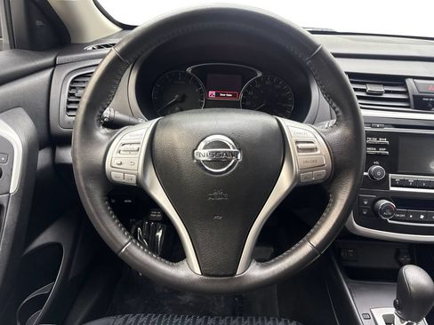 Used 2017 Nissan Altima 2.5 SV FWD image 57