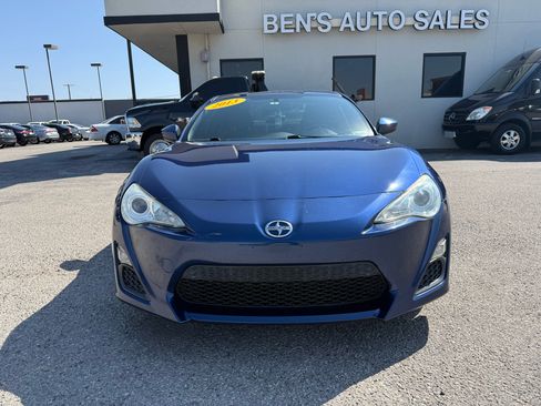 Used 2013 Scion FR-S image 3