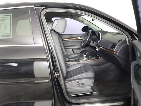 Used 2020 Audi Q5 2.0T Premium Plus image 31