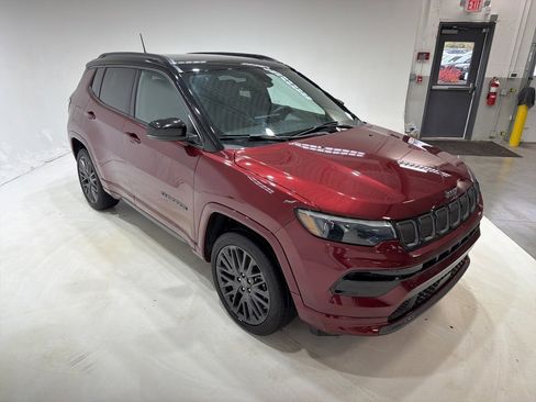 Used 2022 Jeep Compass High Altitude image 2