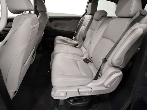 Certified 2023 Honda Odyssey Touring image 15