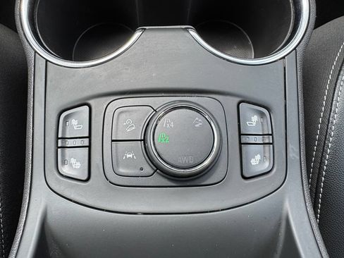 Certified 2024 GMC Terrain SLT AWD/4WD image 29