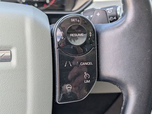 Used 2020 Land Rover Discovery HSE Luxury AWD/4WD image 22