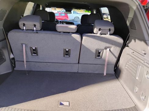 New 2025 Chevrolet Traverse LT w/ Midnight/Sport Edition image 12