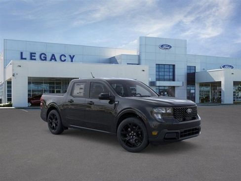 New 2025 Ford Maverick XLT w/ XLT Luxury Package image 7