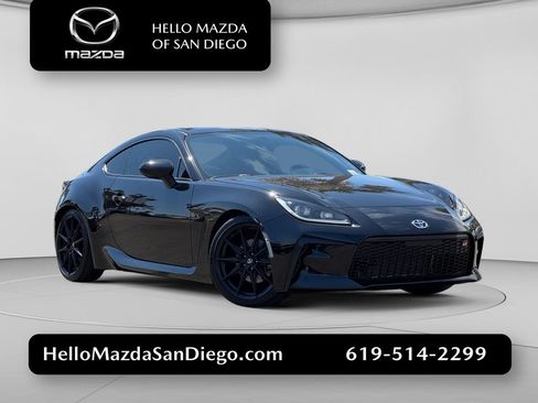 Used 2023 Toyota GR86 Premium RWD image 1