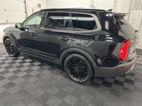 Used 2022 Kia Telluride SX w/ SX Prestige Package AWD/4WD image 7