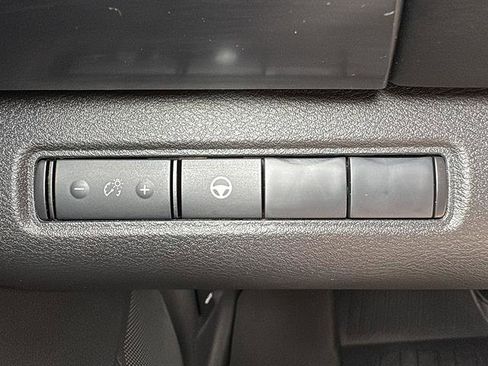 Used 2024 Nissan Pathfinder Rock Creek AWD/4WD image 25
