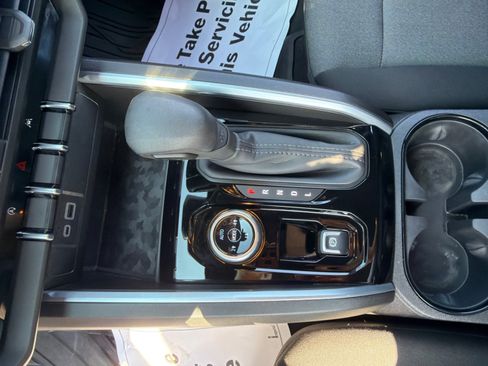 Used 2026 Chevrolet Colorado Trail Boss AWD/4WD image 28