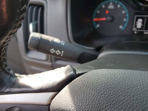 Used 2022 GMC Canyon Elevation image 16