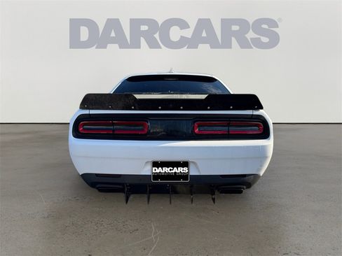 Used 2019 Dodge Challenger SRT Hellcat image 6