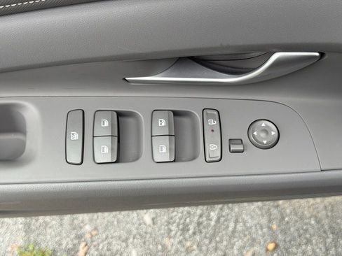 Certified 2026 Hyundai Elantra Sport FWD image 17