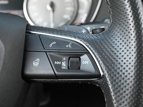 Used 2022 Audi SQ5 Premium image 7