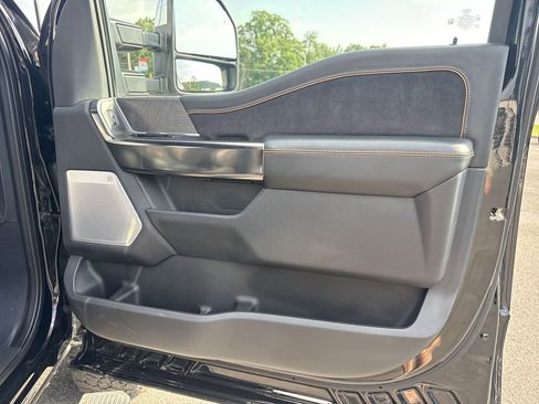Used 2024 Ford F250 Platinum AWD/4WD image 22